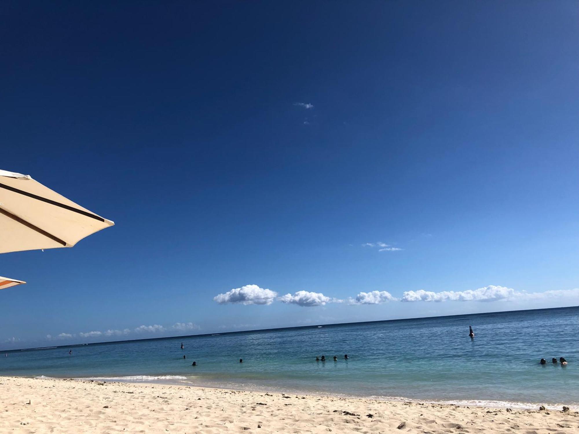 Magnificent Sea-View Apartment Flic-en-Flacq Esterno foto